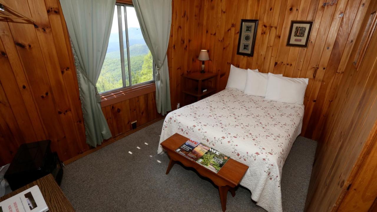 Alpine Inn Little Switzerland Dış mekan fotoğraf