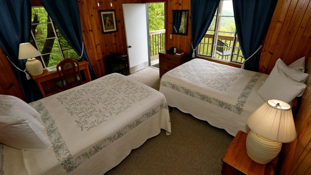 Alpine Inn Little Switzerland Dış mekan fotoğraf