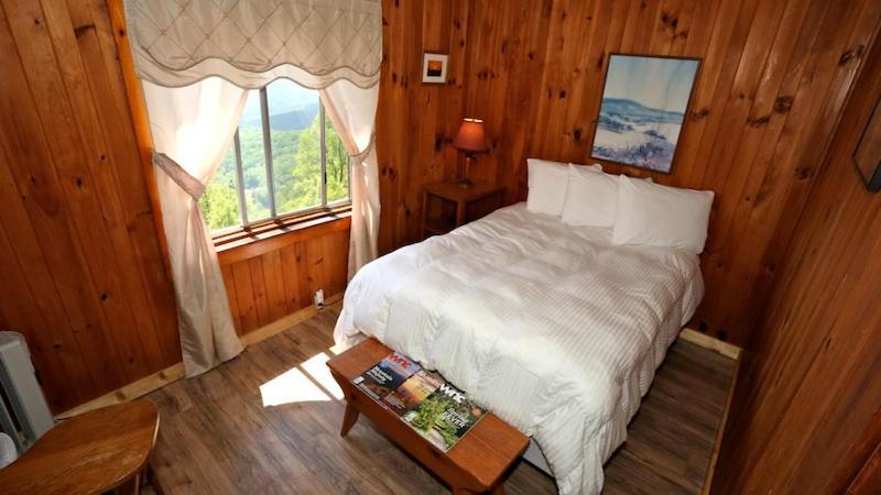 Alpine Inn Little Switzerland Dış mekan fotoğraf